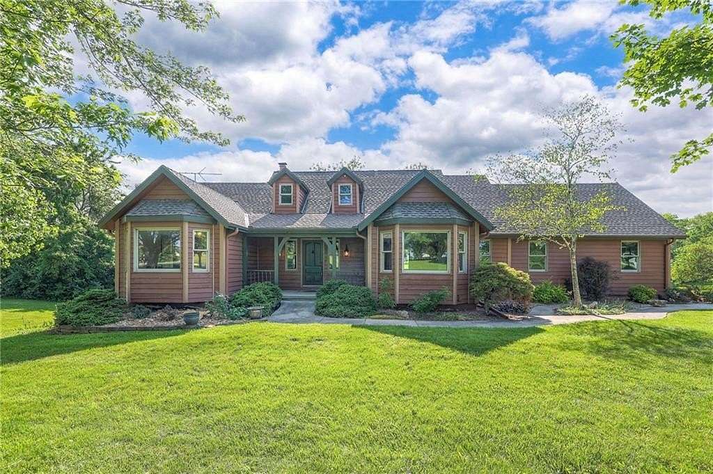 3 Acres of Residential Land with Home for Sale in Harrisonville, Missouri