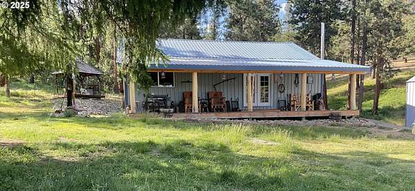 12 Acres of Land with Home for Sale in Sumpter, Oregon