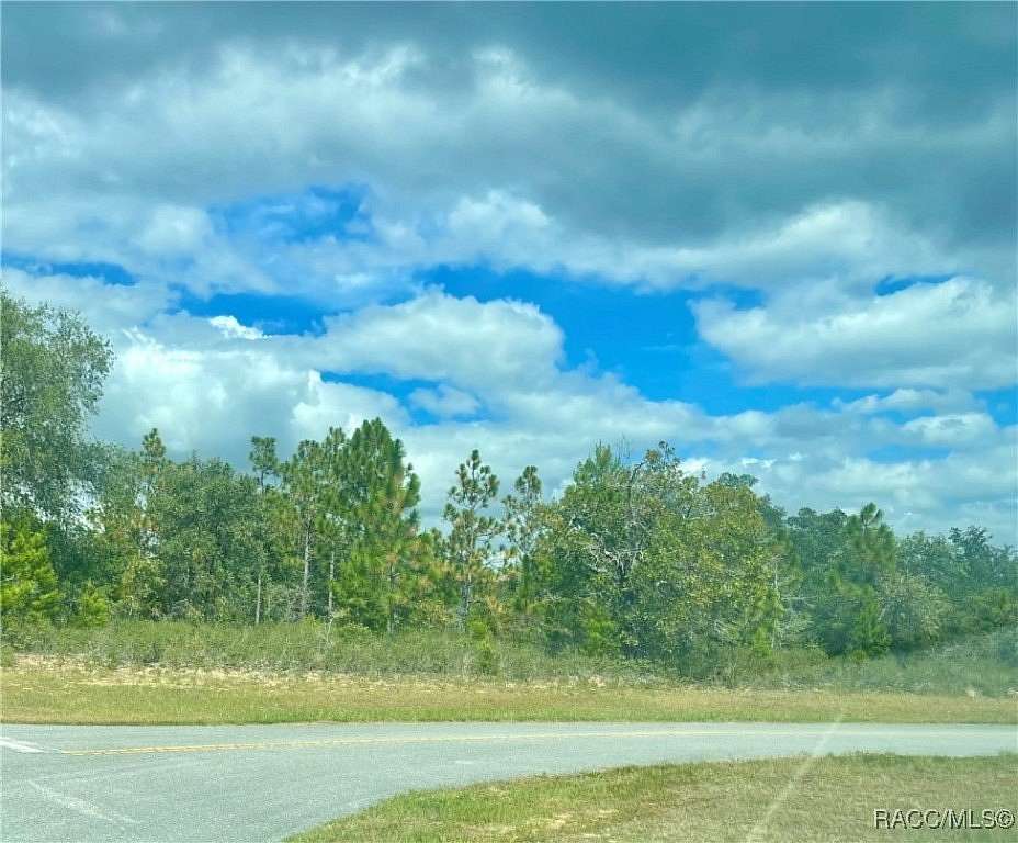 0.95 Acres of Residential Land for Sale in Chipley, Florida