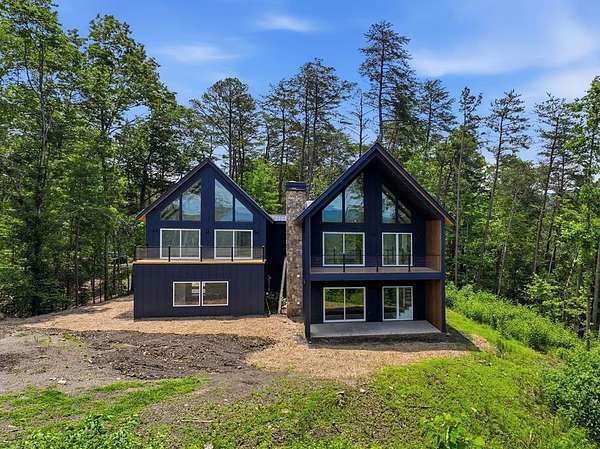 1.5 Acres of Land with Home for Sale in Ellijay, Georgia