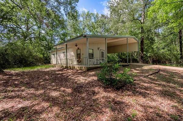 52 Acres of Recreational Land with Home for Sale in Lovelady, Texas