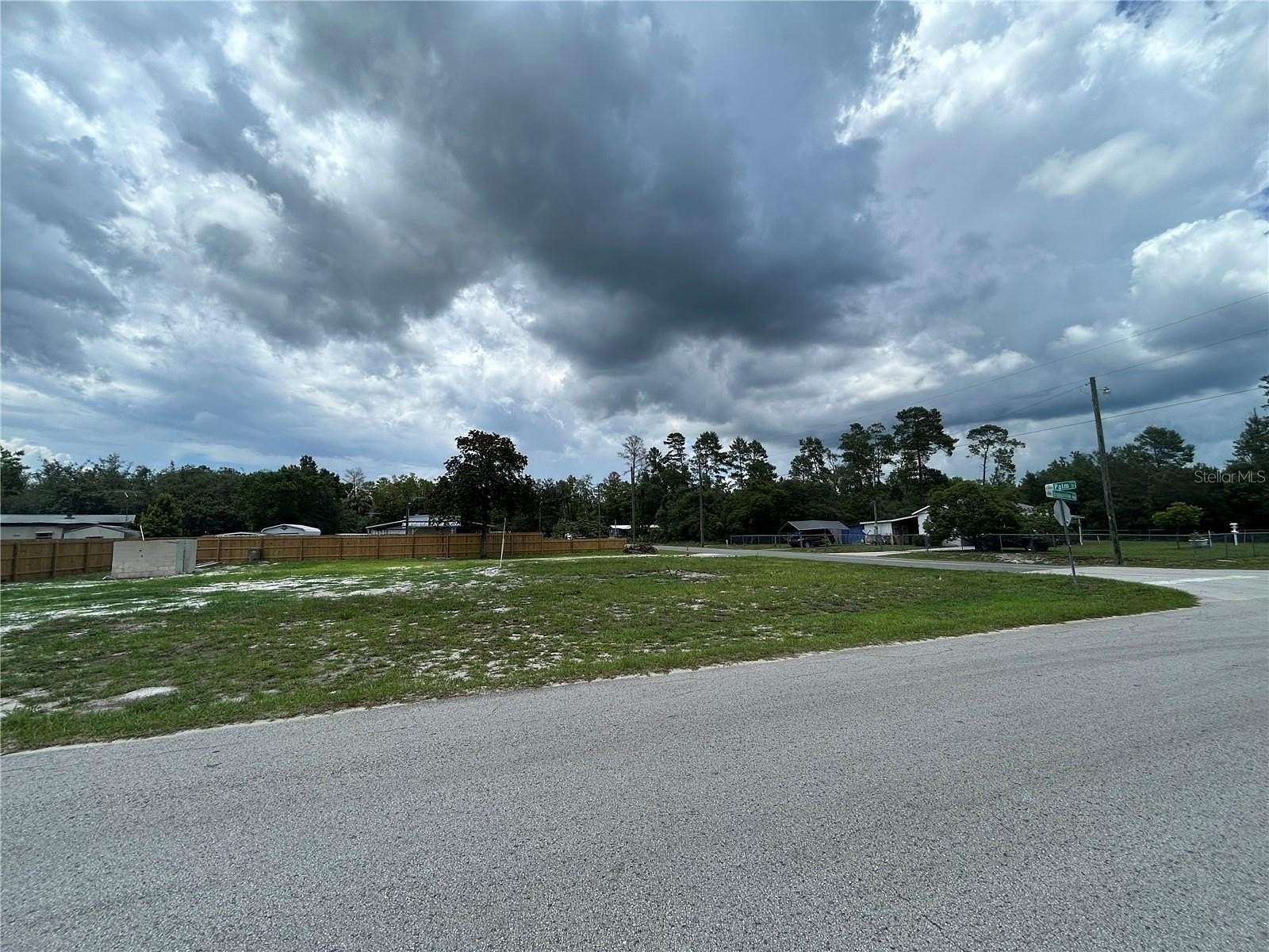 0.25 Acres of Residential Land for Sale in Paisley, Florida