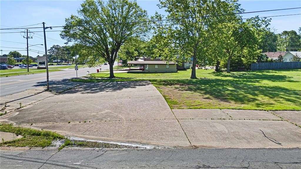 0.42 Acres of Commercial Land for Sale in Morrilton, Arkansas