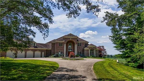 8.54 Acres of Residential Land with Home for Sale in Vincennes, Indiana