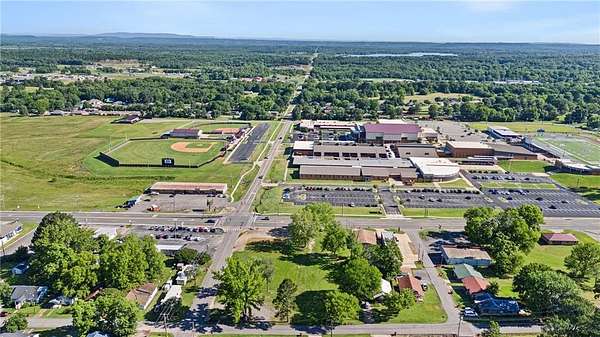 0.32 Acres of Commercial Land for Sale in Morrilton, Arkansas