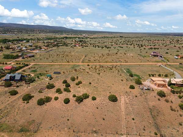 2.5 Acres of Residential Land for Sale in Santa Fe, New Mexico