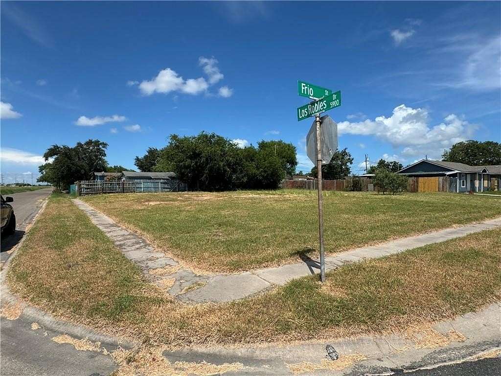 0.17 Acres of Commercial Land for Sale in Corpus Christi, Texas