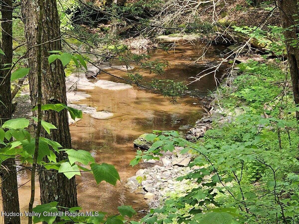 32.2 Acres of Land for Sale in Round Top, New York