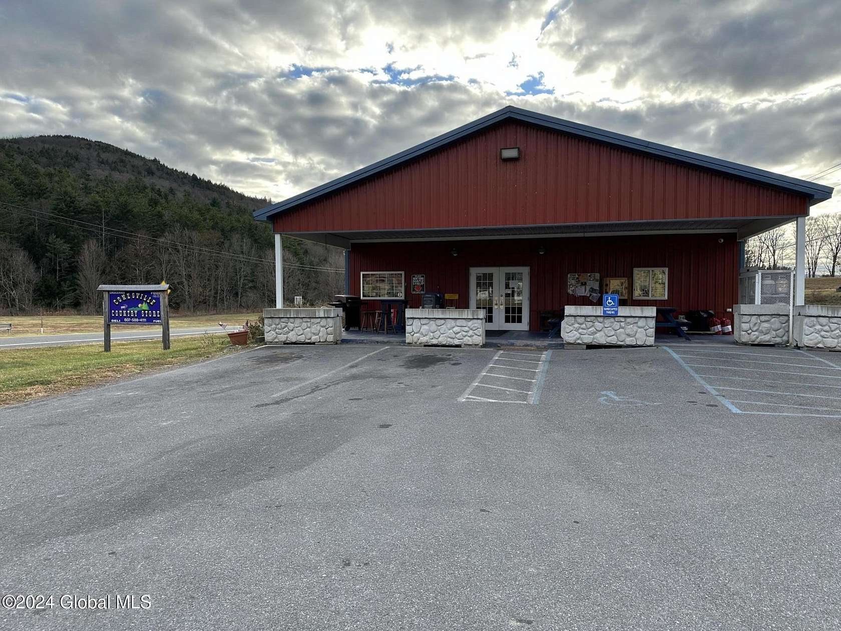 5.69 Acres of Improved Commercial Land for Sale in Gilboa, New York