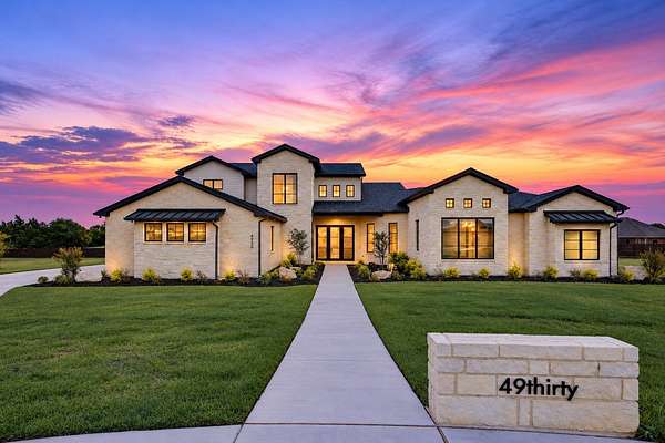 1.55 Acres of Land with Home for Sale in Midlothian, Texas