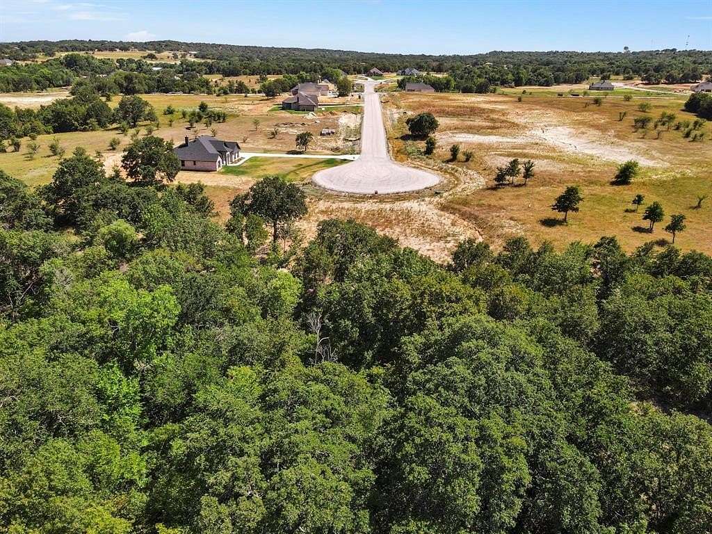 5 Acres of Land for Sale in Springtown, Texas