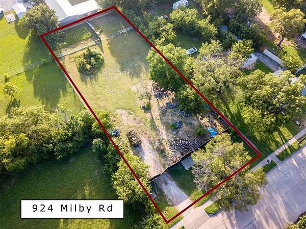 0.59 Acres of Residential Land for Sale in Arlington, Texas