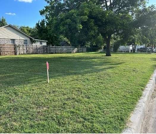 0.14 Acres of Mixed-Use Land for Sale in Fort Worth, Texas