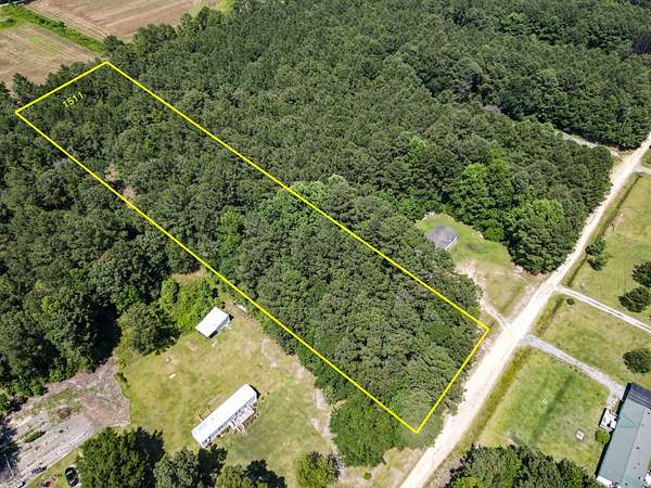 2.5 Acres of Residential Land for Sale in Lumberton, North Carolina