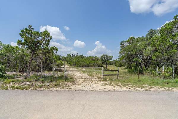 18 Acres of Land for Sale in Jonestown, Texas