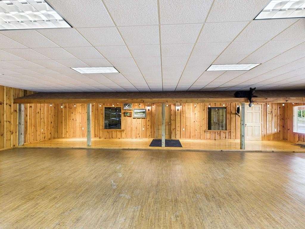 13 Acres of Improved Commercial Land for Sale in Mansfield, Pennsylvania