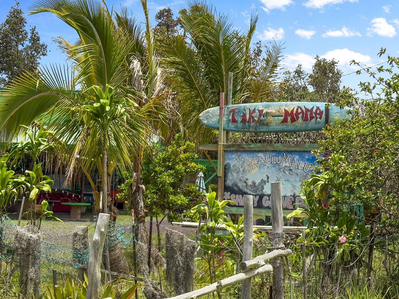 11.1 Acres of Land with Home for Sale in Hawaiian Ocean View, Hawaii