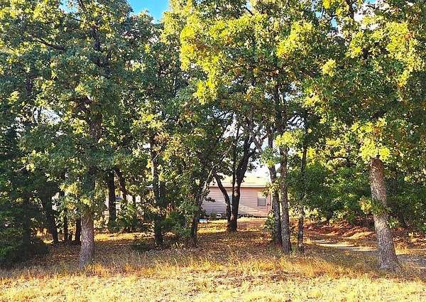 5 Acres of Residential Land with Home for Sale in Harrah, Oklahoma