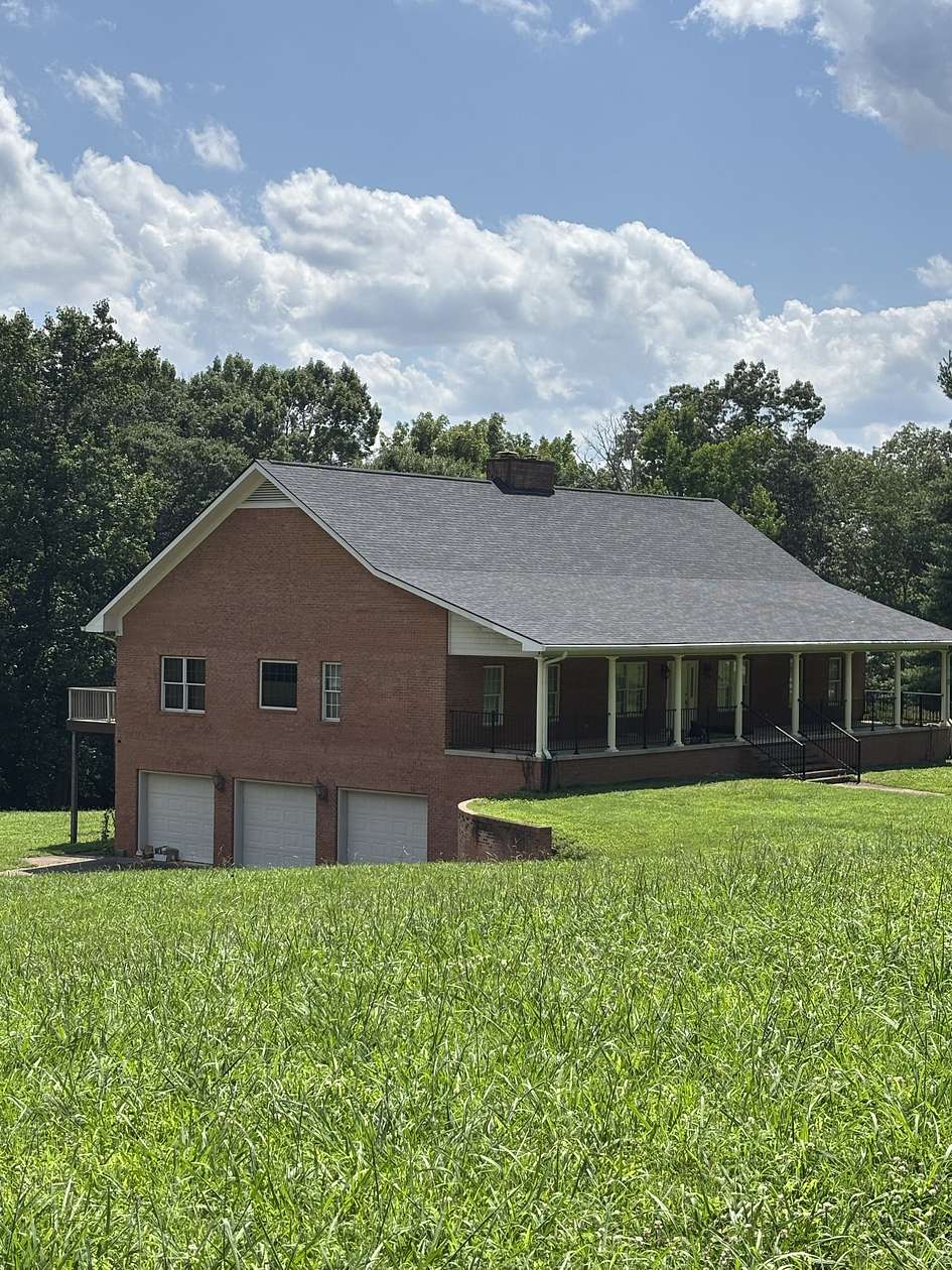 1.5 Acres of Residential Land with Home for Sale in Ooltewah, Tennessee