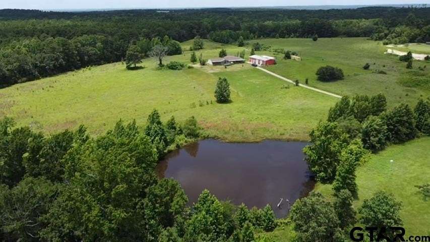 21 Acres of Recreational Land with Home for Sale in Mineola, Texas