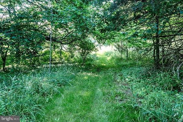 4 Acres of Residential Land with Home for Sale in Harrisonburg, Virginia