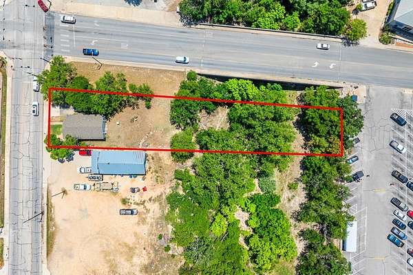 0.29 Acres of Mixed-Use Land for Sale in Kerrville, Texas