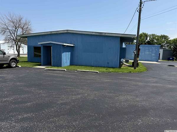 2.14 Acres of Improved Commercial Land for Sale in Mason City, Iowa