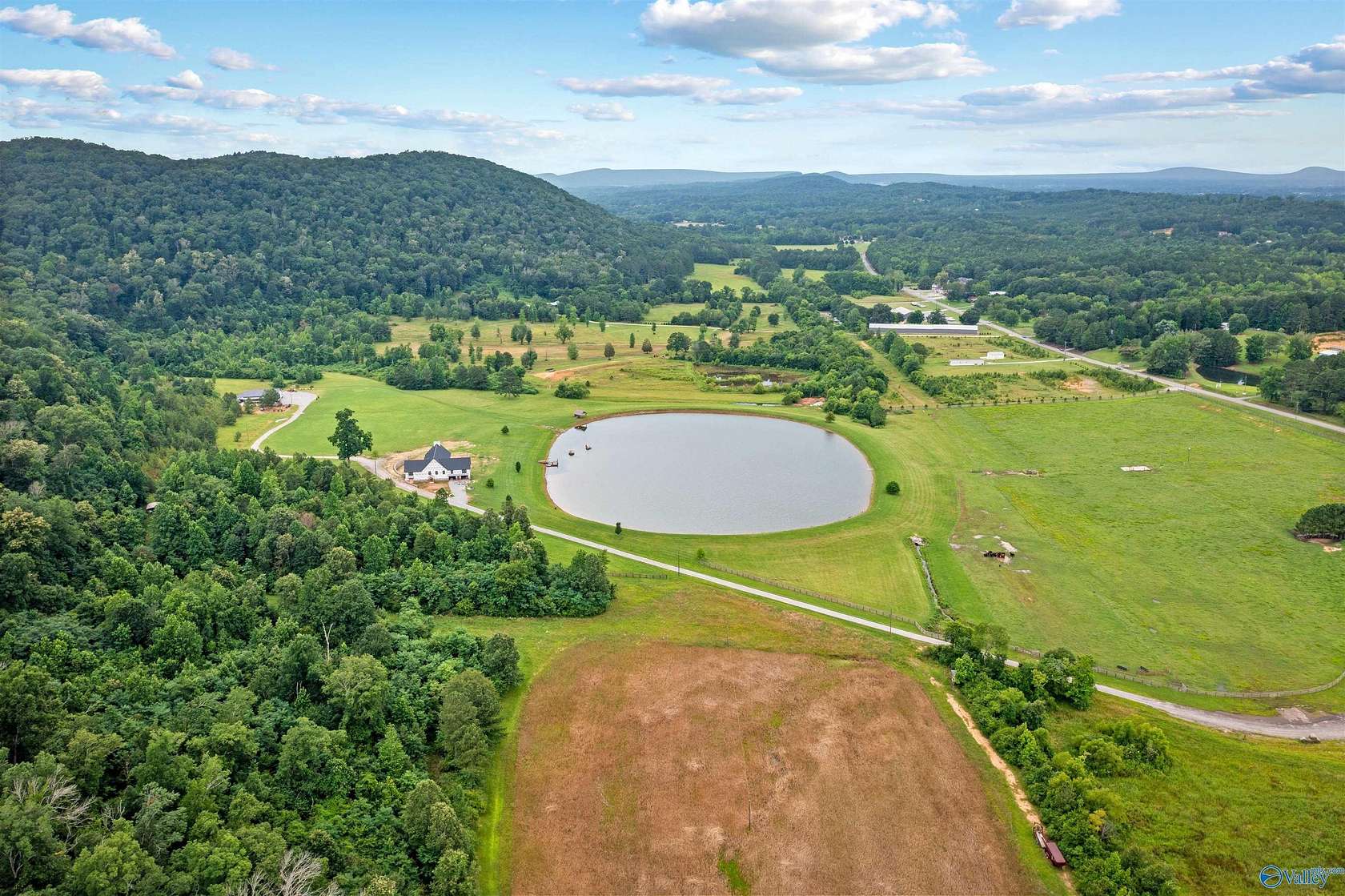 10 Acres of Land for Sale in Glencoe, Alabama