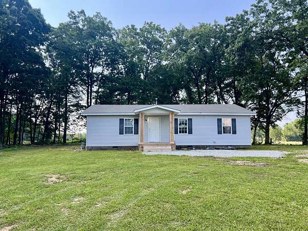 6.14 Acres of Land with Home for Sale in Dayton, Tennessee