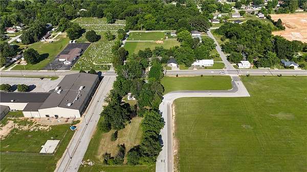 1 Acre of Mixed-Use Land for Sale in Pea Ridge, Arkansas