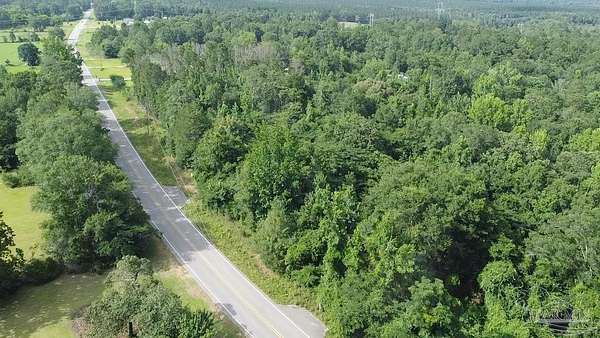 18 Acres of Recreational & Residential Land for Sale in Brewton, Alabama