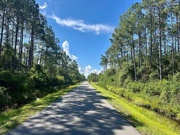 2 Acres of Residential Land for Sale in Apalachicola, Florida