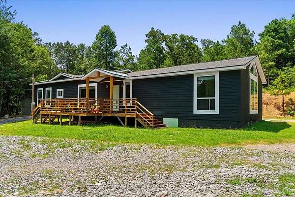 2.9 Acres of Residential Land with Home for Sale in Chatsworth, Georgia