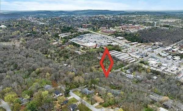 0.33 Acres of Residential Land for Sale in Fayetteville, Arkansas