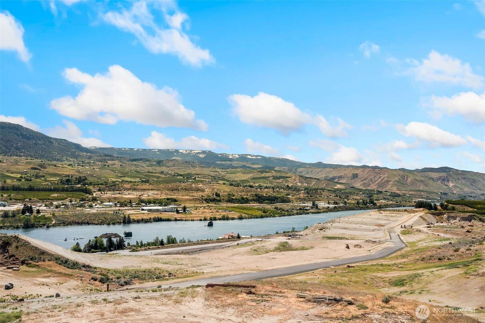 1 Acre of Residential Land for Sale in East Wenatchee, Washington