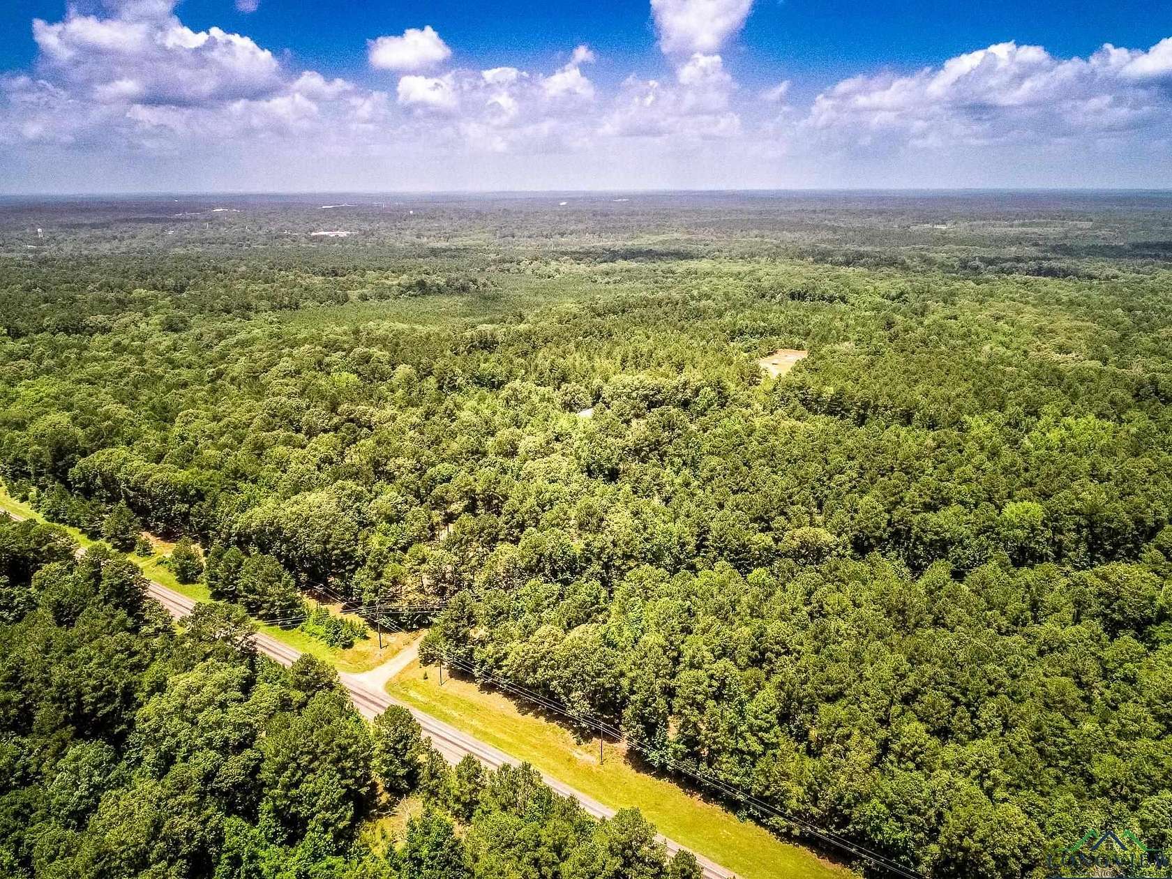 1.45 Acres of Residential Land for Sale in Jefferson, Texas