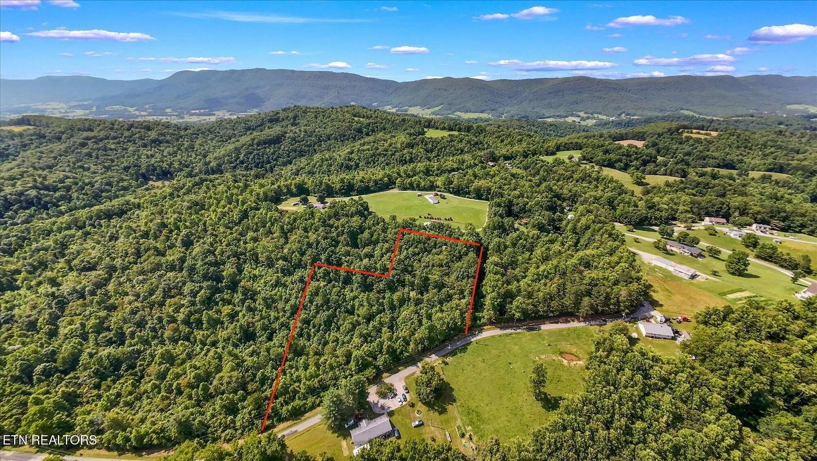 5 Acres of Residential Land for Sale in Speedwell, Tennessee