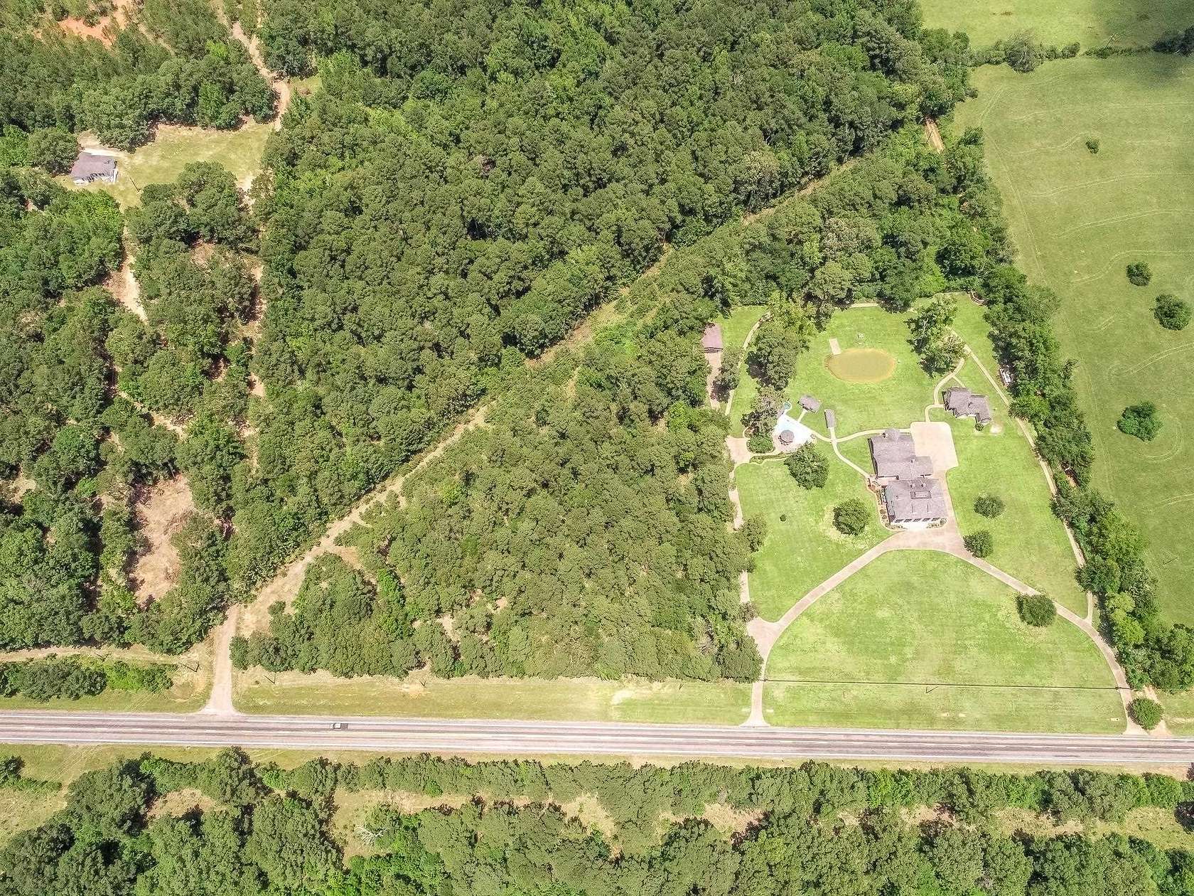 120 Acres of Recreational & Residential Land for Sale in Jefferson, Texas