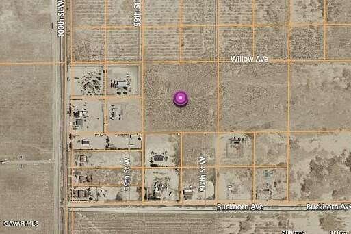 10.8 Acres of Land for Sale in Rosamond, California