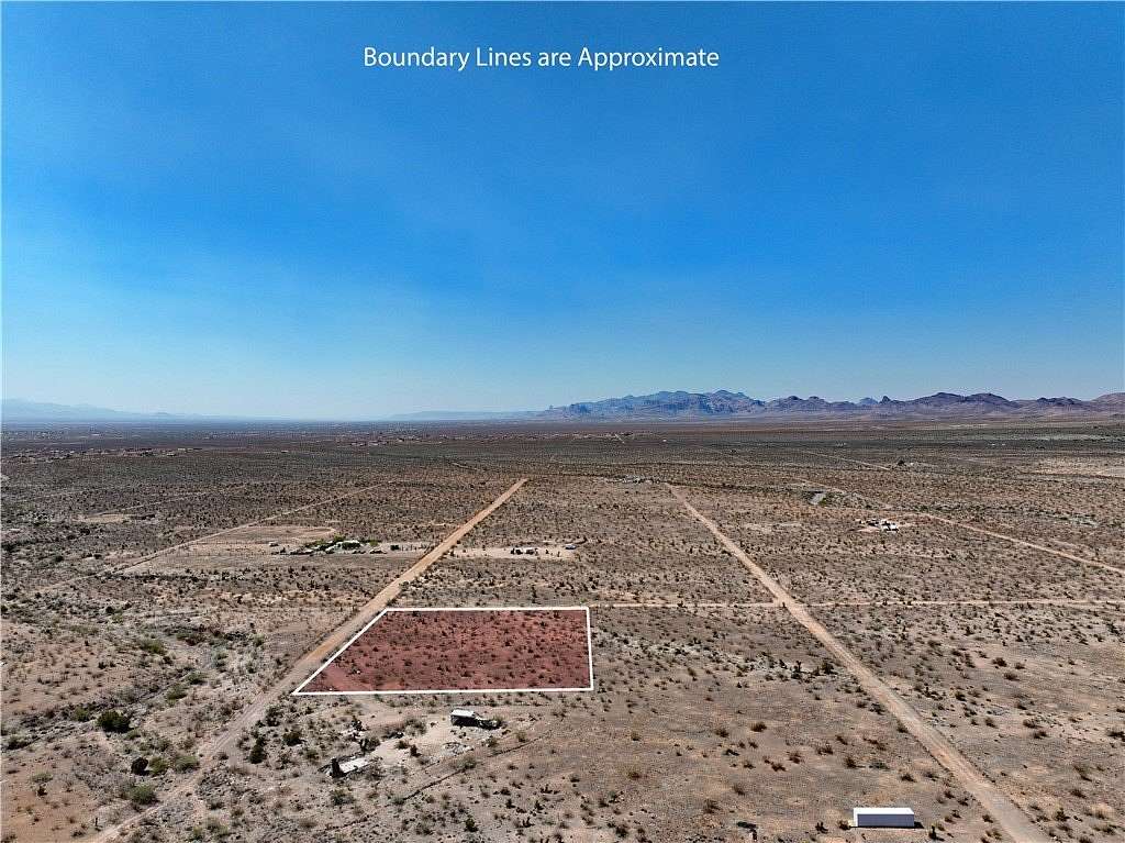 2.2 Acres of Land for Sale in Golden Valley, Arizona
