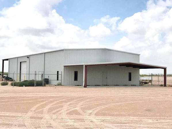 3 Acres of Improved Mixed-Use Land for Sale in Monahans, Texas