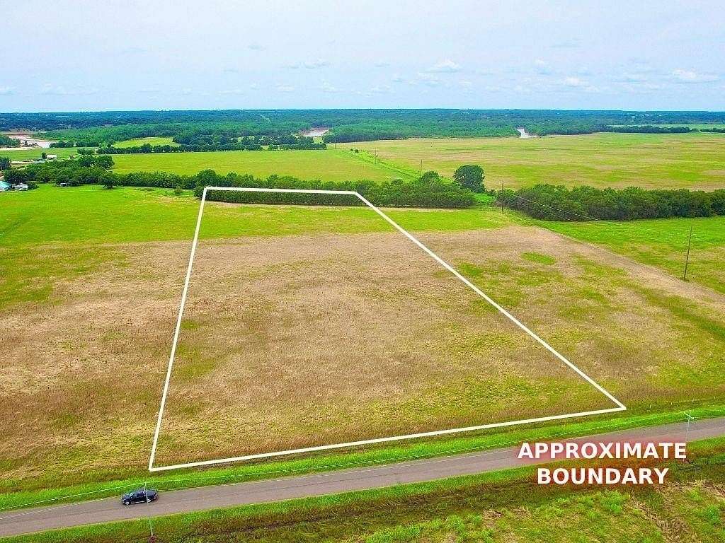 9 Acres of Residential Land for Sale in Wynnewood, Oklahoma