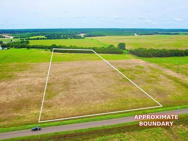 9 Acres of Residential Land for Sale in Wynnewood, Oklahoma
