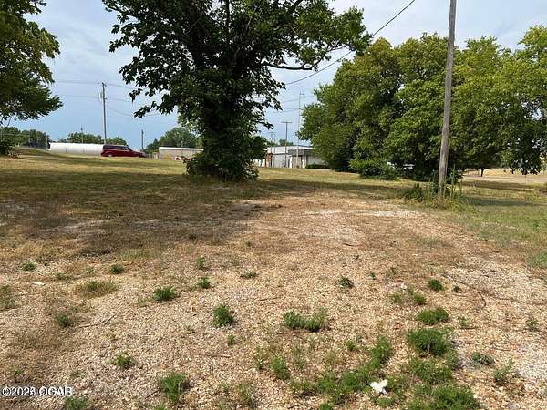 1 Acre of Land for Sale in Joplin, Missouri