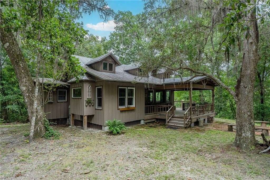 12.9 Acres of Recreational Land with Home for Sale in White Oak, Georgia