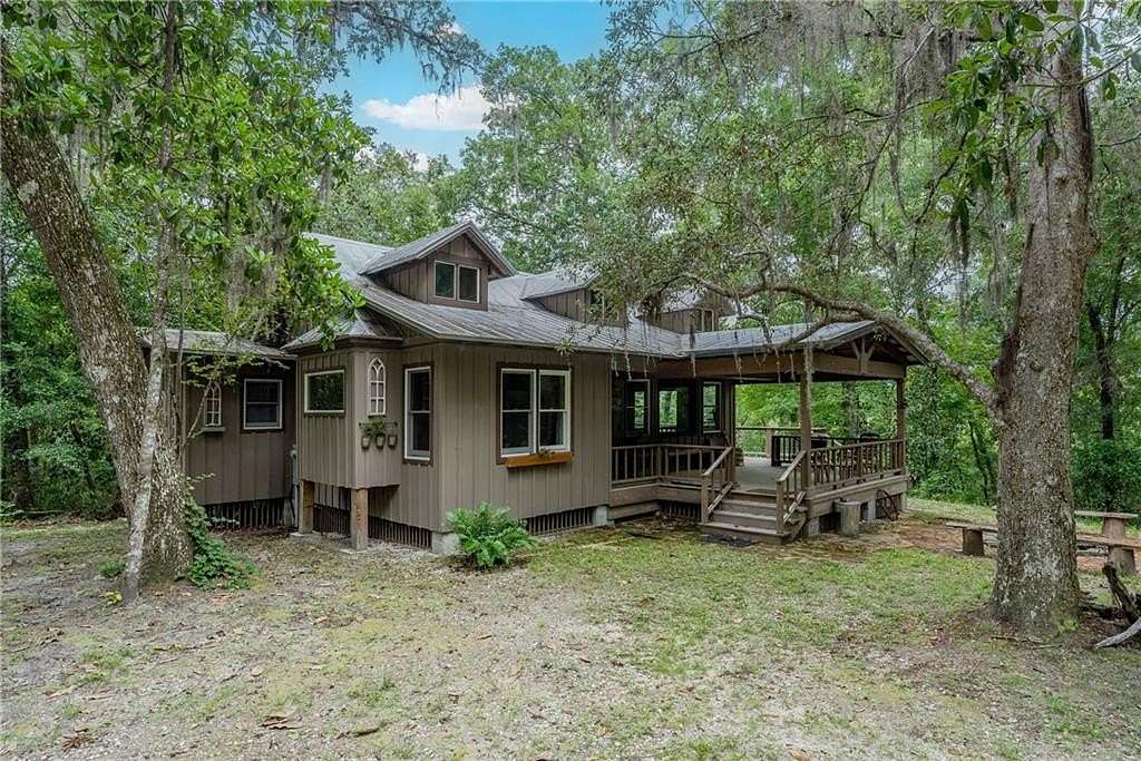 12.9 Acres of Recreational Land with Home for Sale in White Oak, Georgia