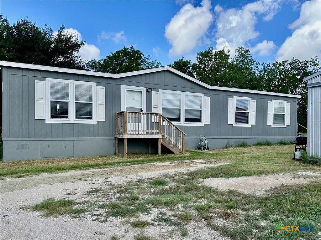 2 Acres of Residential Land with Home for Sale in Dale, Texas