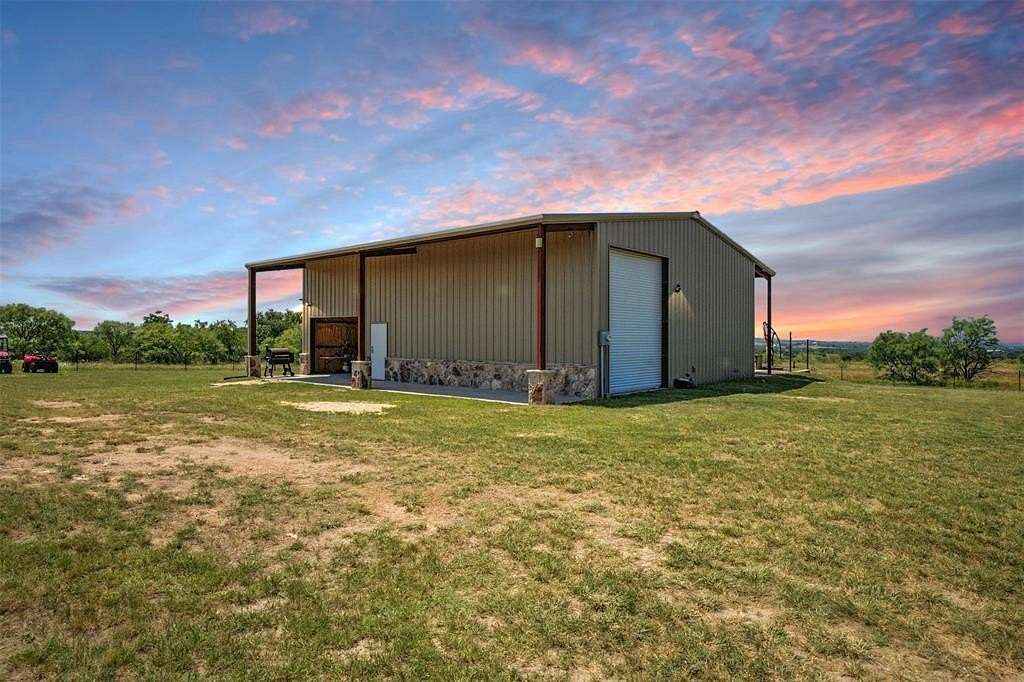 20 Acres of Recreational Land with Home for Sale in Dublin, Texas