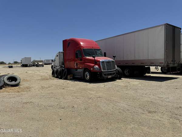 5 Acres of Commercial Land for Sale in Littlerock, California