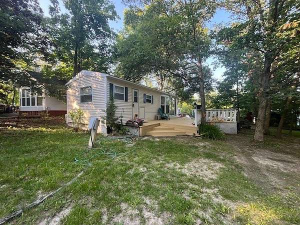 0.11 Acres of Residential Land with Home for Sale in Seneca, Illinois